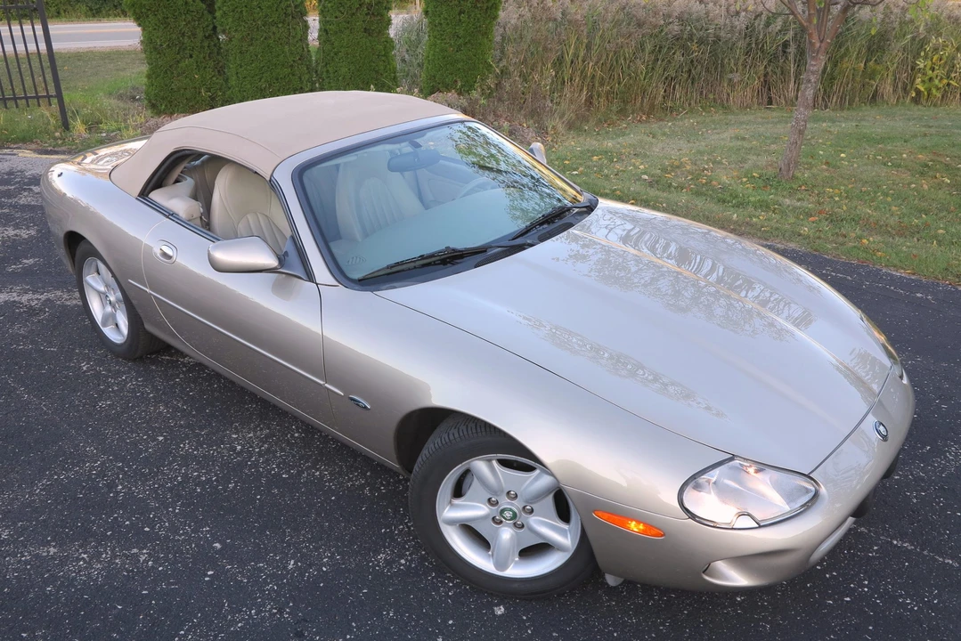 1997 Jaguar X100 XK8 - Image 2 of 31