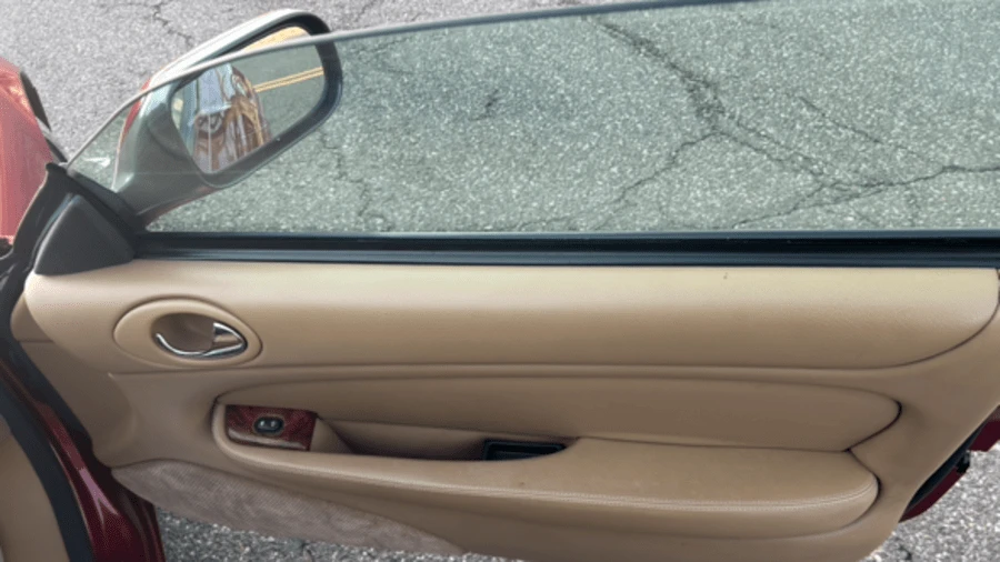 1997 Jaguar X100 XK8 - Image 5 of 6