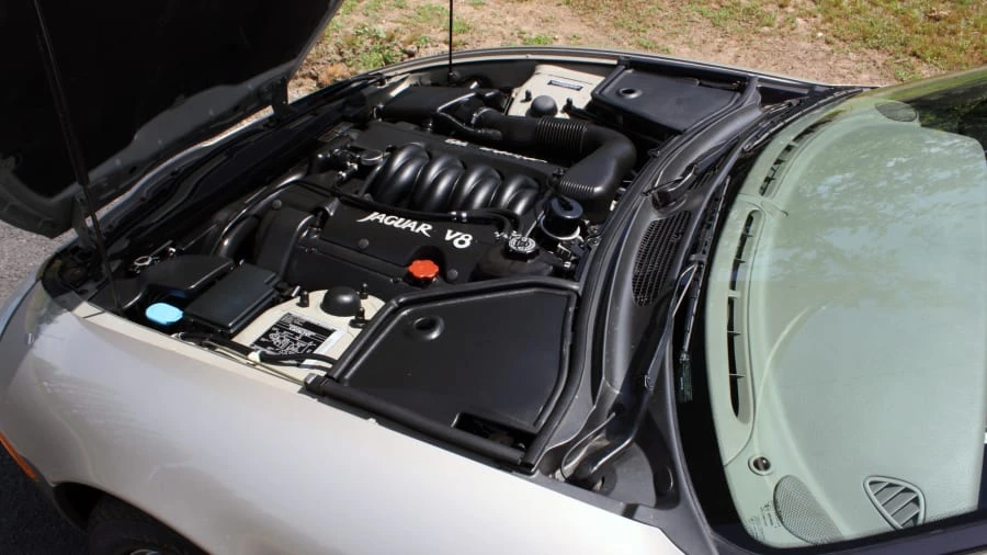 1997 Jaguar X100 XK8 - Image 8 of 12