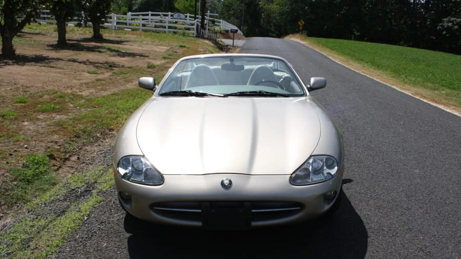 1997 Jaguar X100 XK8 - Image 12 of 12