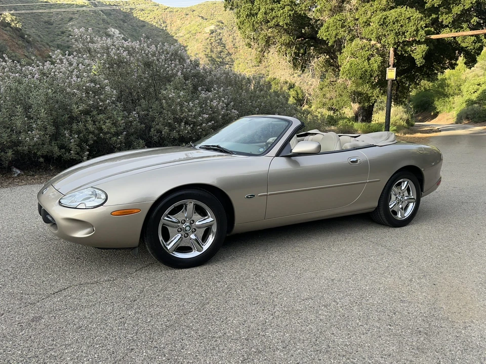 1997 Jaguar X100 XK8 - Image 2 of 31