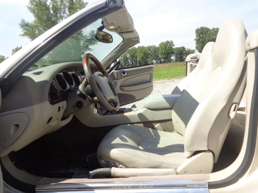1997 Jaguar X100 XK8 - Image 3 of 4
