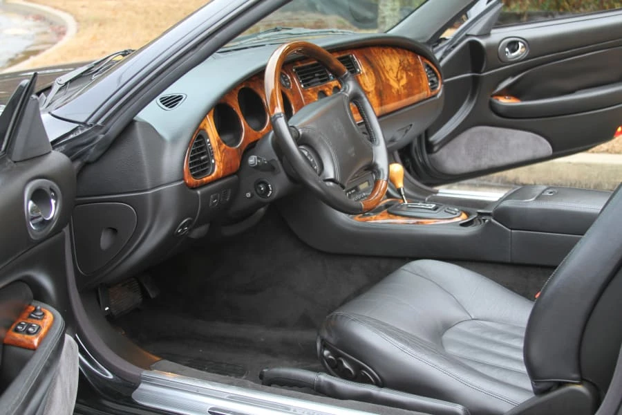 1997 Jaguar X100 XK8 - Image 4 of 8