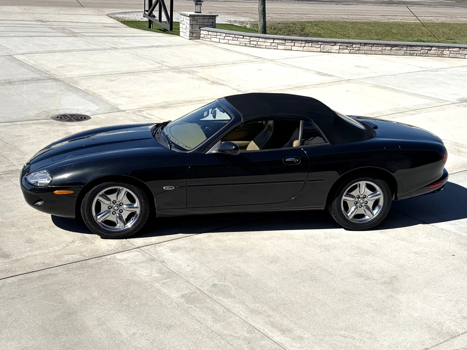 1997 Jaguar X100 XK8 - Image 26 of 31