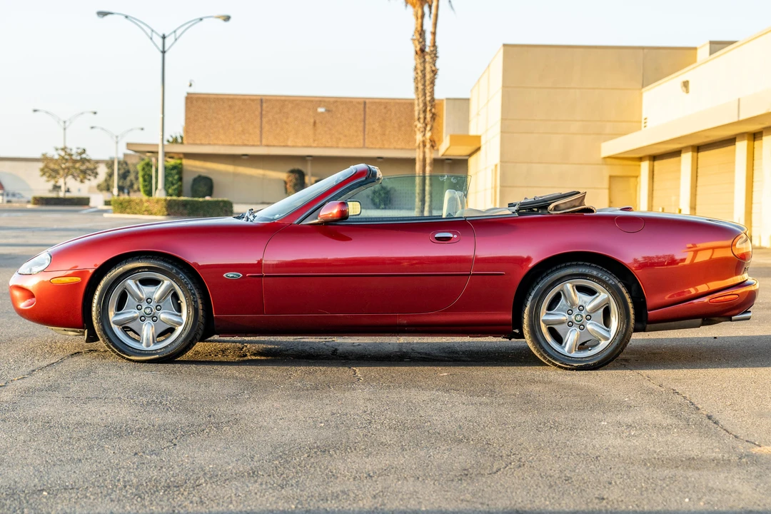 1997 Jaguar X100 XK8 - Image 3 of 31