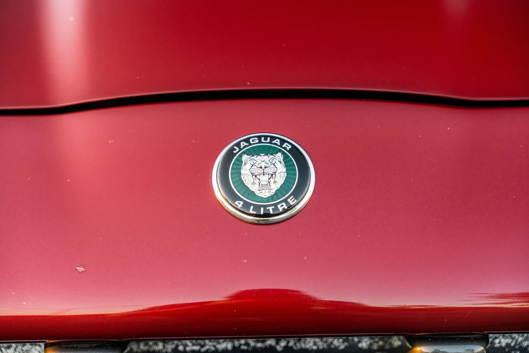 1997 Jaguar X100 XK8 - Image 19 of 31