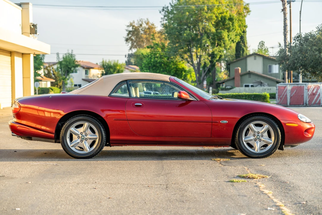 1997 Jaguar X100 XK8 - Image 17 of 31