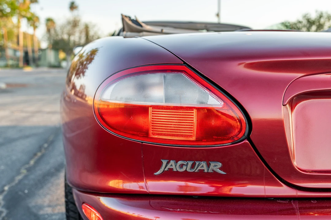 1997 Jaguar X100 XK8 - Image 29 of 31