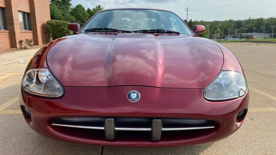 1997 Jaguar X100 XK8 - Image 9 of 14