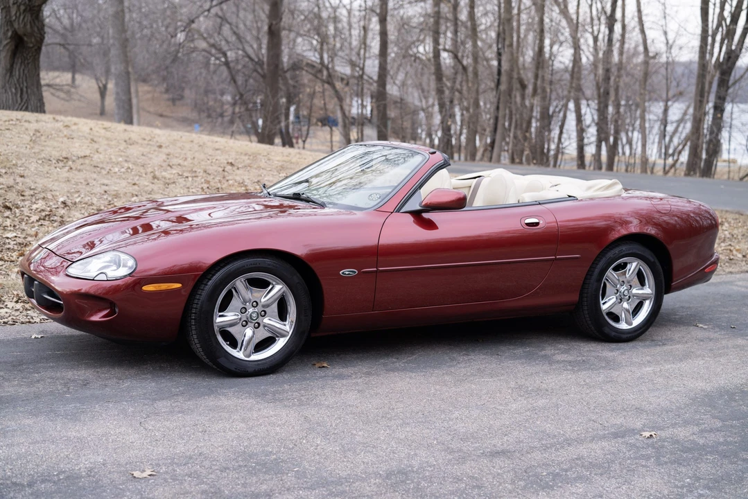 1997 Jaguar X100 XK8 - Image 5 of 31