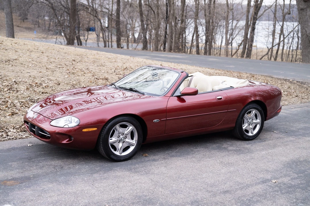 1997 Jaguar X100 XK8 - Image 6 of 31