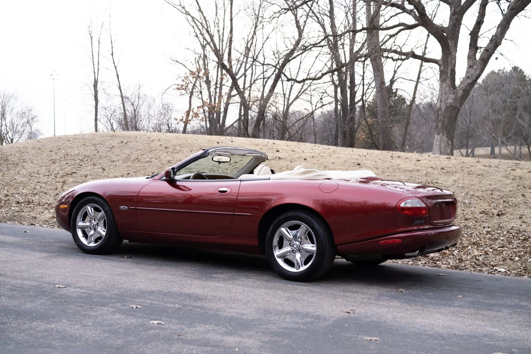 1997 Jaguar X100 XK8 - Image 10 of 31