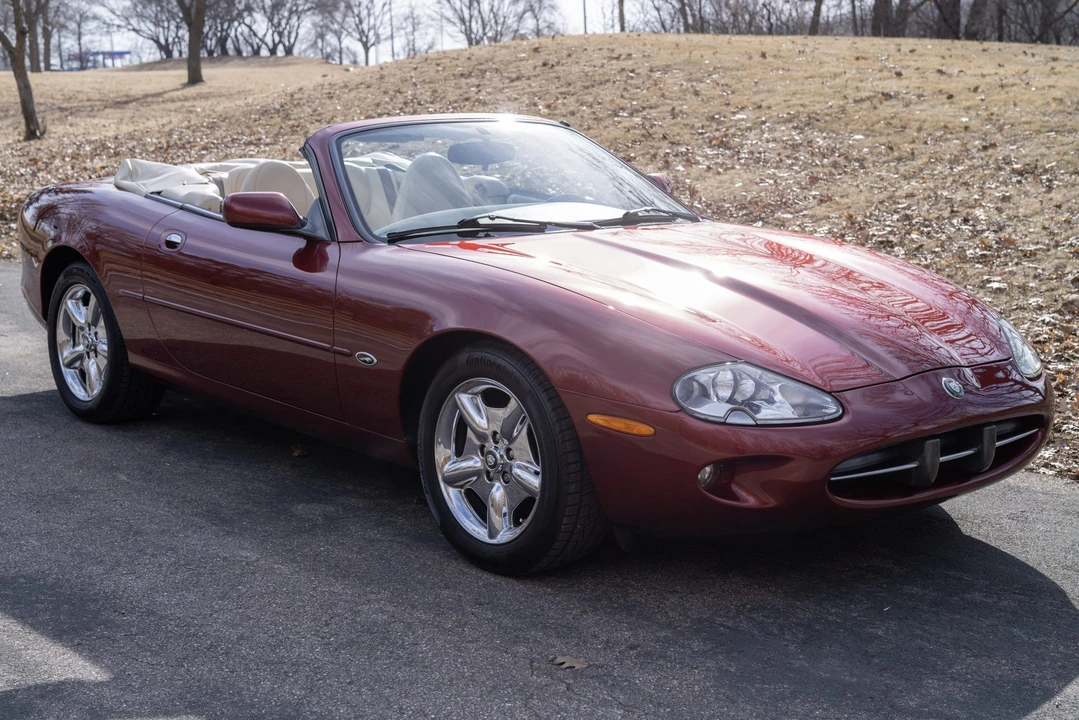 1997 Jaguar X100 XK8 - Image 23 of 31