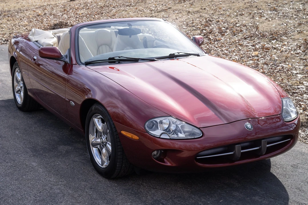 1997 Jaguar X100 XK8 - Image 22 of 31