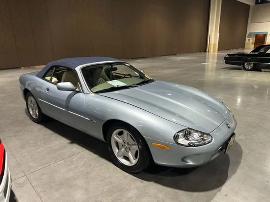 1997 Jaguar X100 XK8 - Image 3 of 5