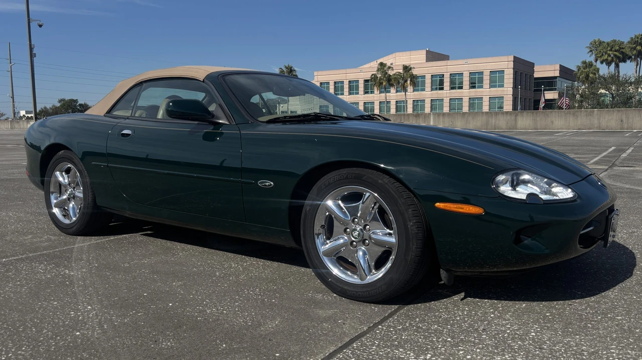 1997 Jaguar X100 XK8 - Image 24 of 31