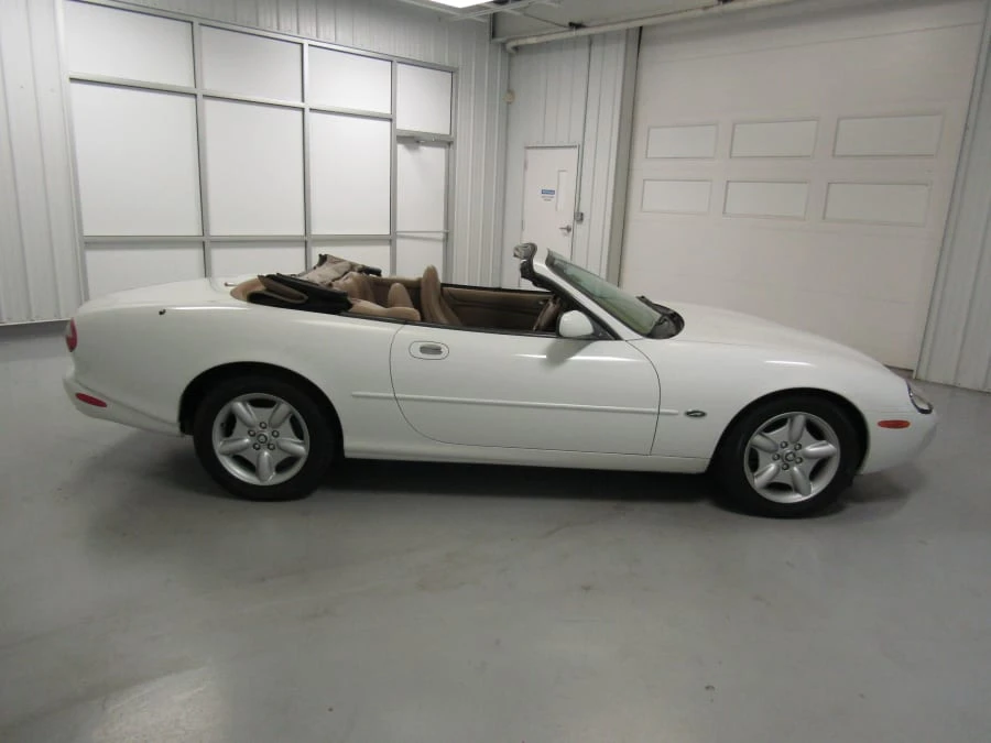 1997 Jaguar X100 XK8 - Image 11 of 12