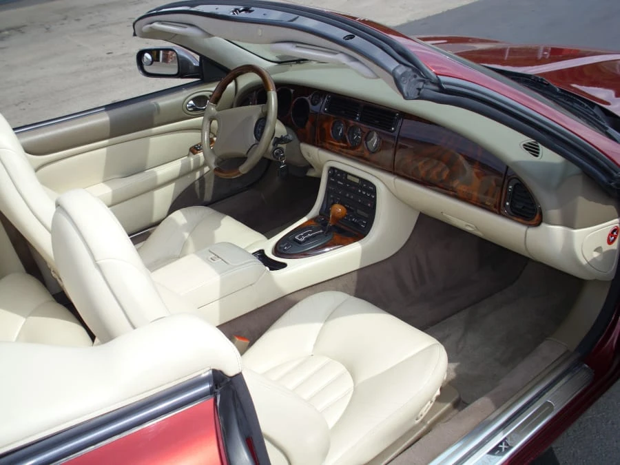 1997 Jaguar X100 XK8 - Image 5 of 9