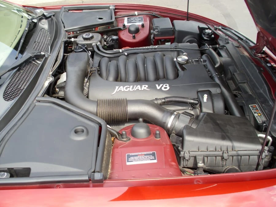 1997 Jaguar X100 XK8 - Image 6 of 9