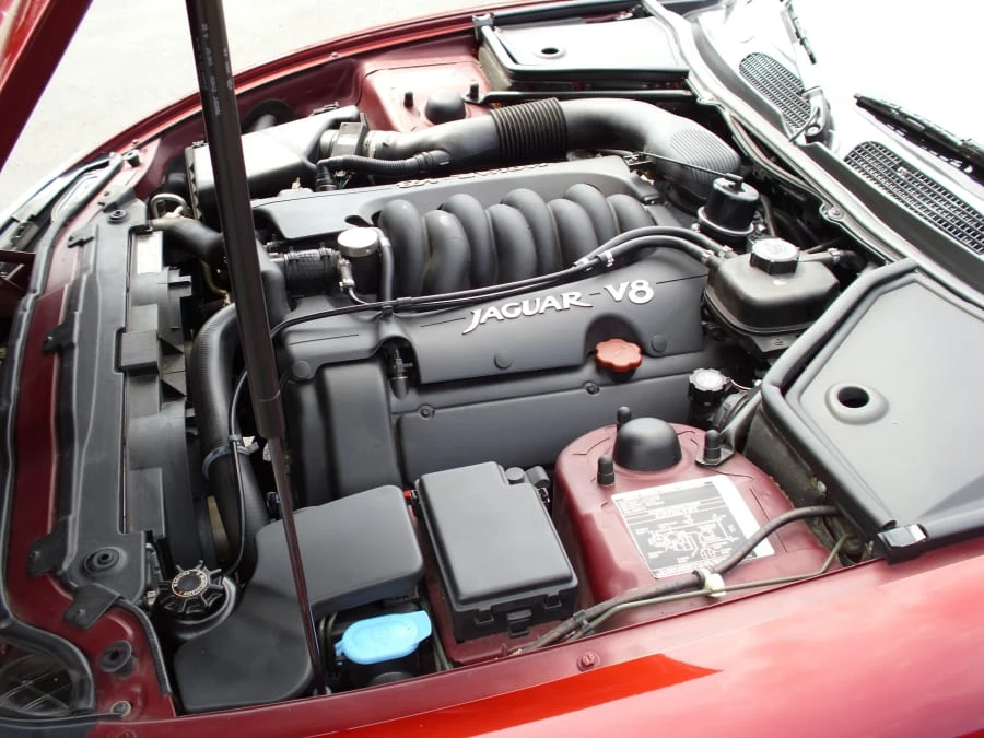 1997 Jaguar X100 XK8 - Image 7 of 9
