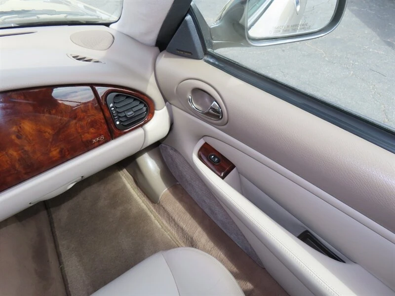 1997 Jaguar X100 XK8 - Image 25 of 31