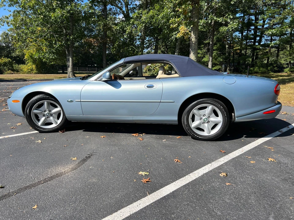 1997 Jaguar X100 XK8 - Image 12 of 31