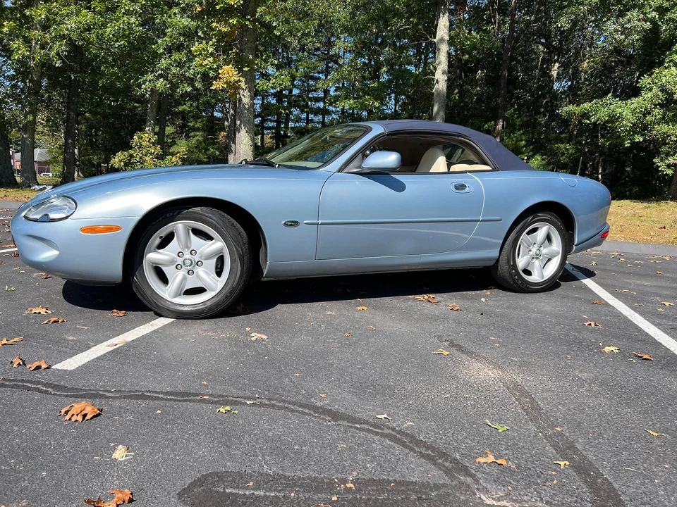 1997 Jaguar X100 XK8 - Image 2 of 31