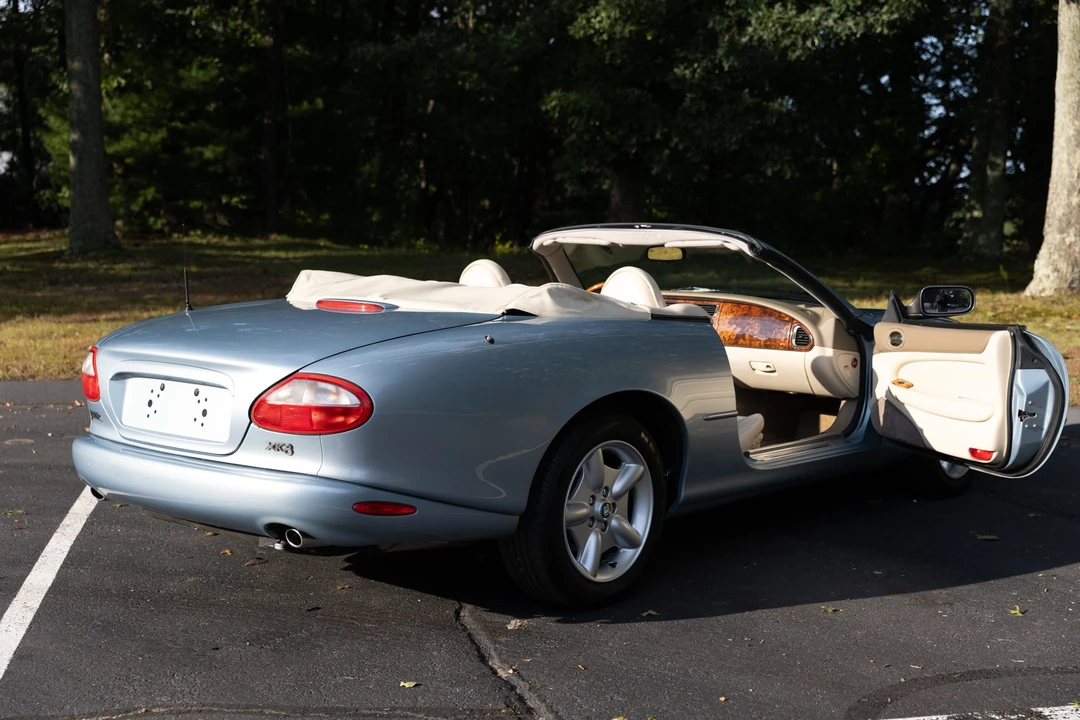 1997 Jaguar X100 XK8 - Image 21 of 31