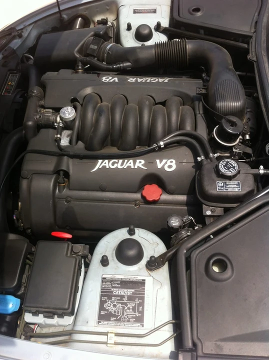 1997 Jaguar X100 XK8 - Image 6 of 7