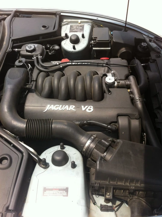 1997 Jaguar X100 XK8 - Image 7 of 7