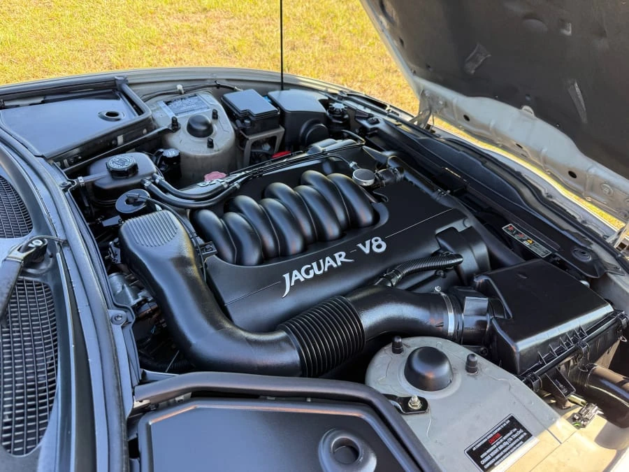 1997 Jaguar X100 XK8 - Image 19 of 20