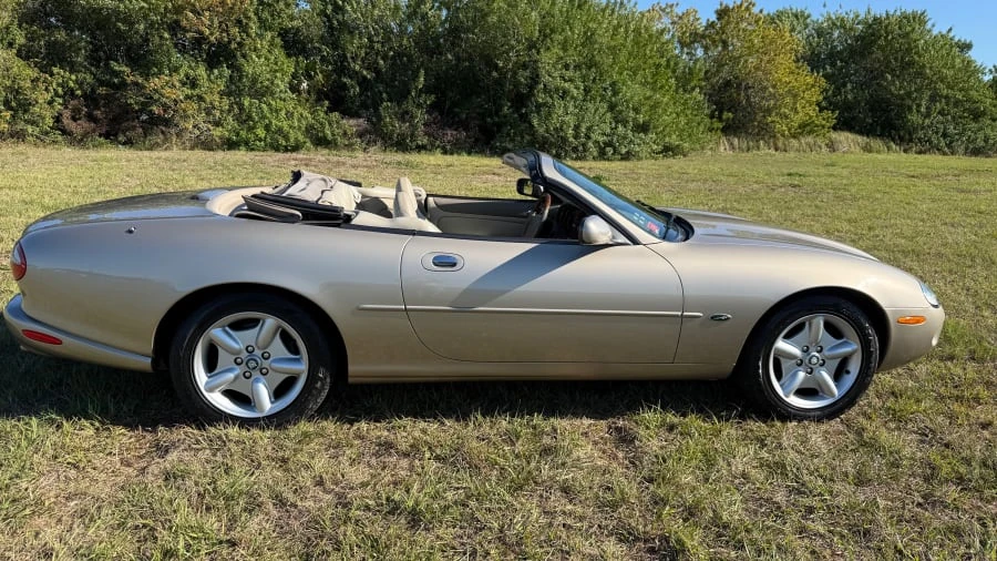 1997 Jaguar X100 XK8 - Image 10 of 20