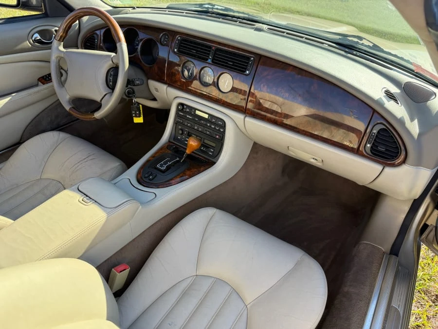 1997 Jaguar X100 XK8 - Image 17 of 20