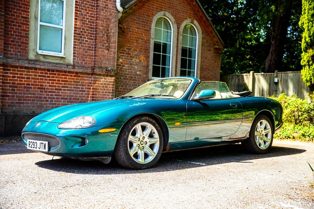 1997 Jaguar X100 XK8 - Image 13 of 30