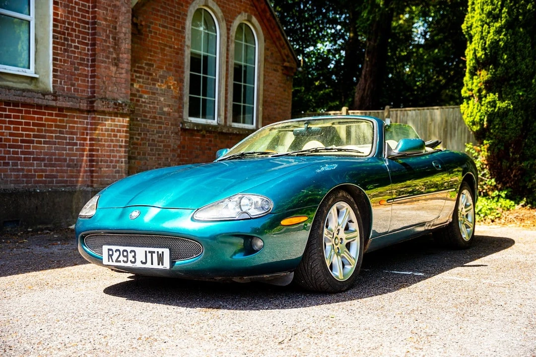 1997 Jaguar X100 XK8 - Image 10 of 30