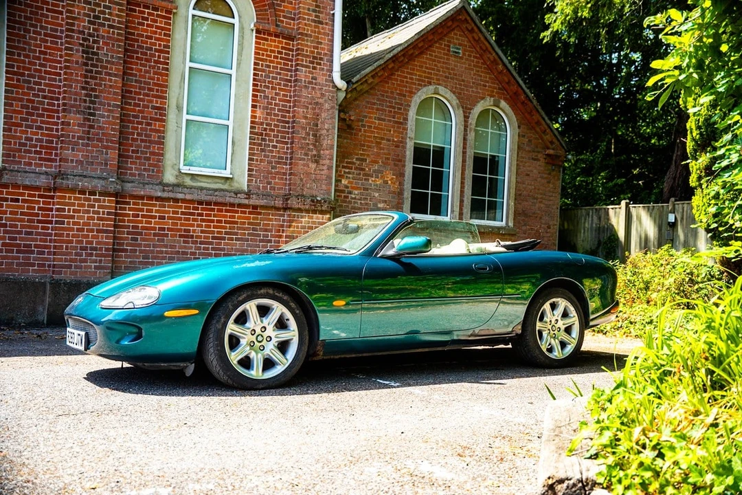 1997 Jaguar X100 XK8 - Image 16 of 30