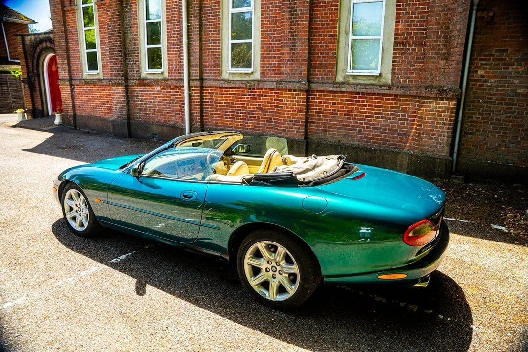 1997 Jaguar X100 XK8 - Image 14 of 30