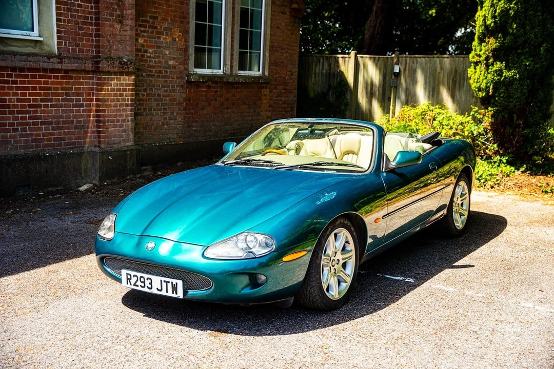 1997 Jaguar X100 XK8 - Image 6 of 30