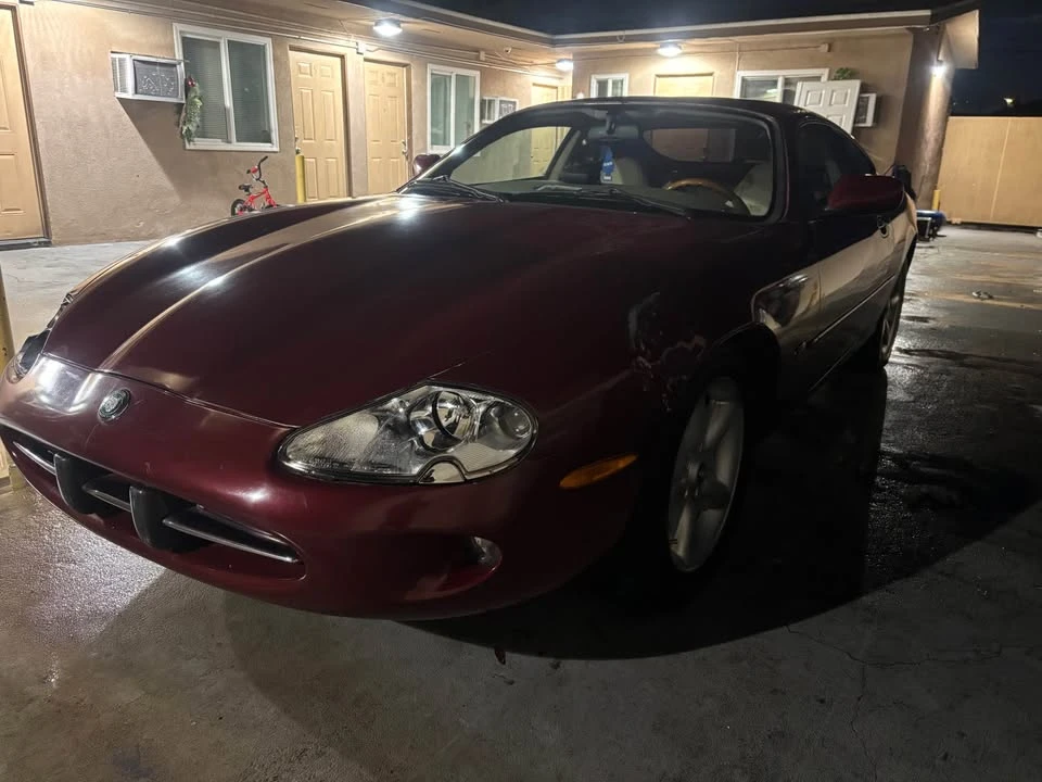 1997 Jaguar X100 XK8 - Image 2 of 5
