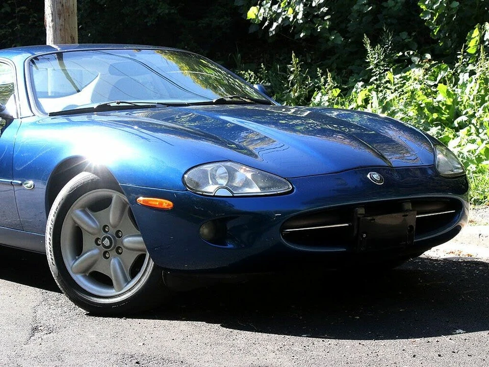 1997 Jaguar X100 XK8 - Image 13 of 31