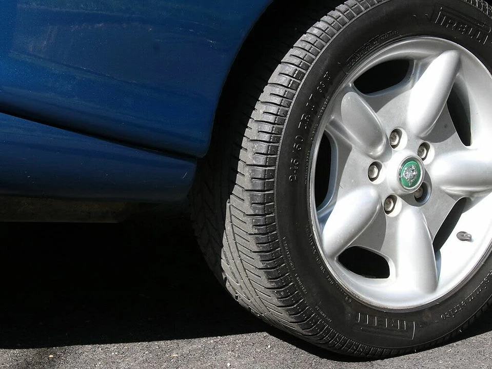 1997 Jaguar X100 XK8 - Image 27 of 31