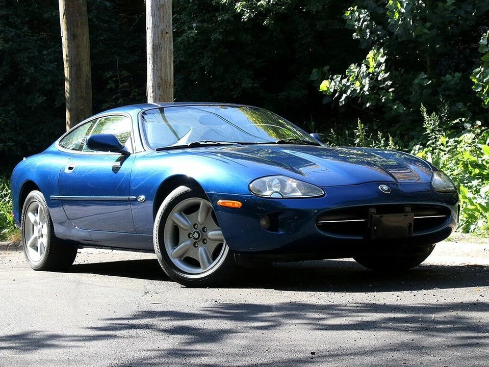 1997 Jaguar X100 XK8 - Image 2 of 31