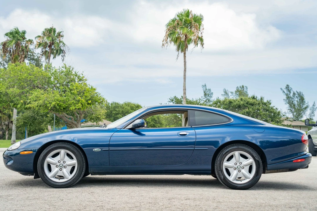 1997 Jaguar X100 XK8 - Image 15 of 31