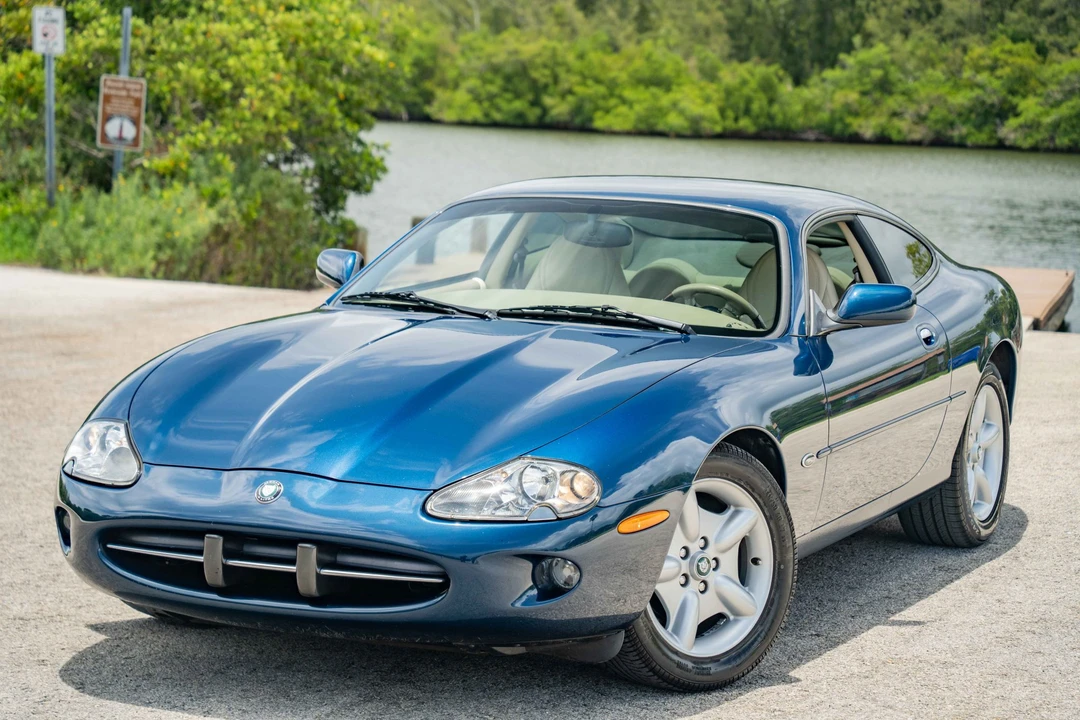 1997 Jaguar X100 XK8 - Image 13 of 31