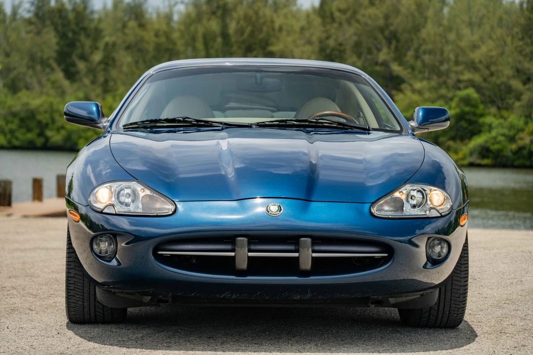 1997 Jaguar X100 XK8 - Image 10 of 31