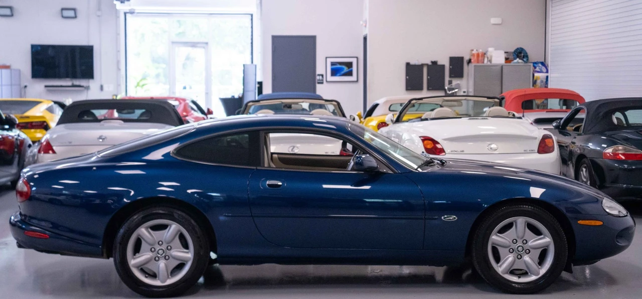1997 Jaguar X100 XK8 - Image 27 of 31