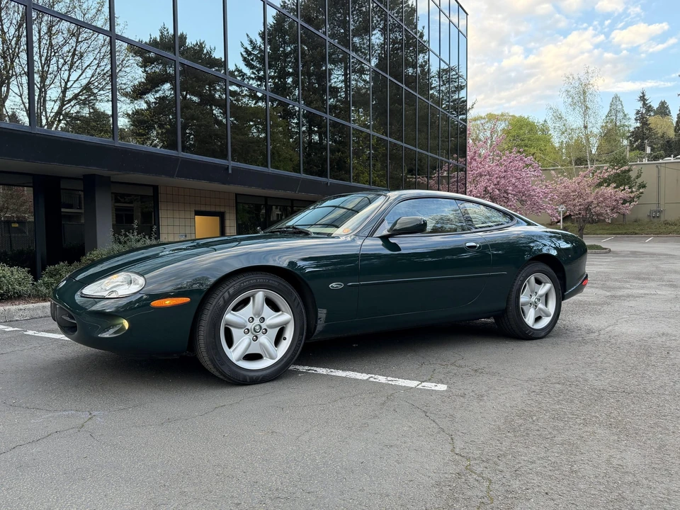 1997 Jaguar X100 XK8 - Image 2 of 31