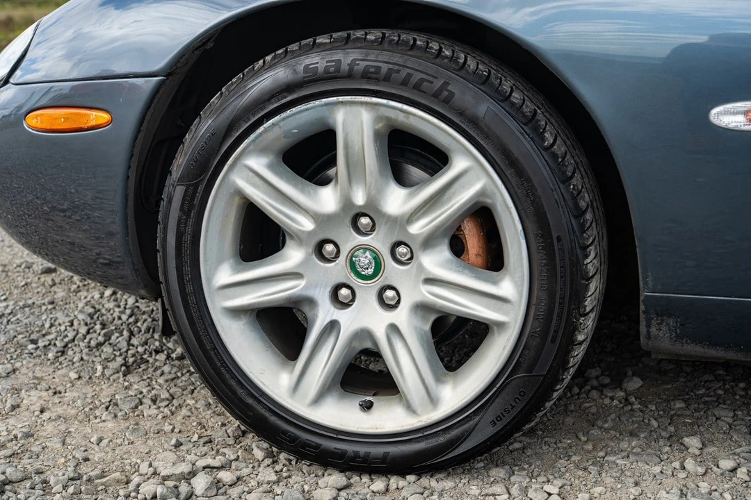 1997 Jaguar X100 XK8 - Image 22 of 30