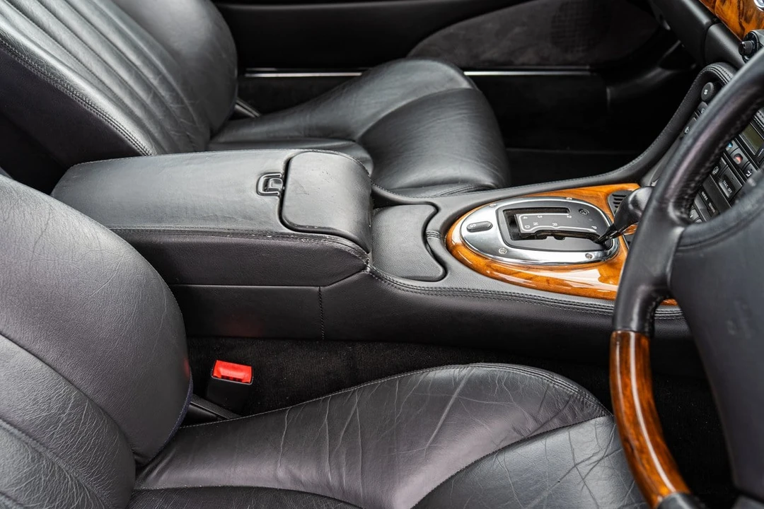 1997 Jaguar X100 XK8 - Image 18 of 30