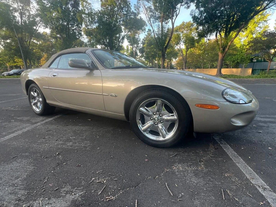 1997 Jaguar X100 XK8 - Image 3 of 13